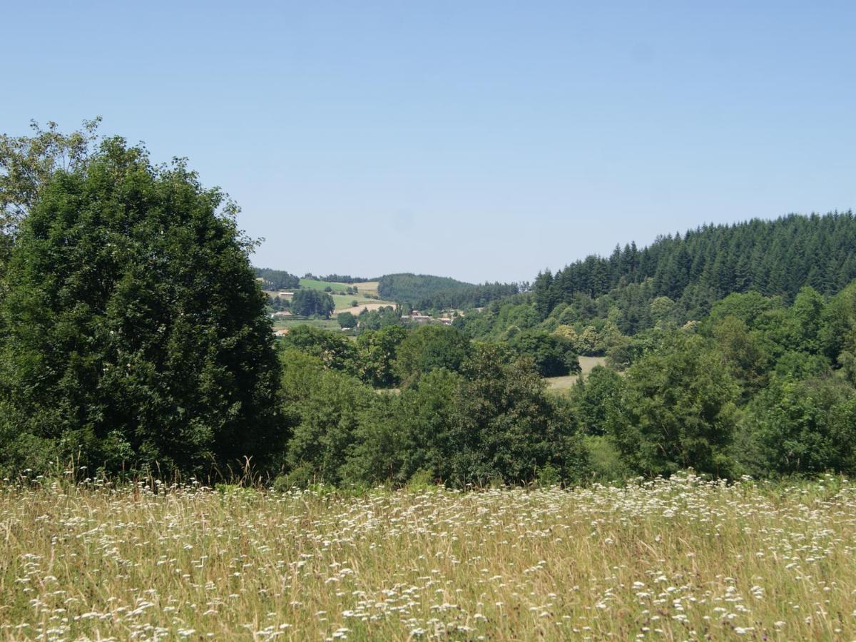 Les Cabanes De Labrousse Saint-Julien-Labrousse Exterior foto